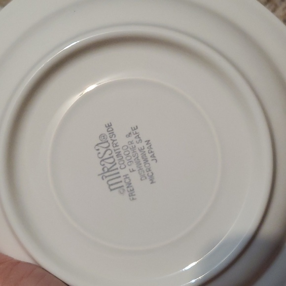 Mikasa French Countryside cups and saucers set of 6 - Picture 3 of 3